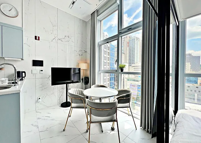Апартаменты Cityhall Loft 4 Minutes Away From Myeongdong