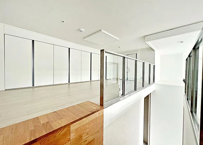 Апартаменты Cityhall Loft 4 Minutes Away From Myeongdong *
